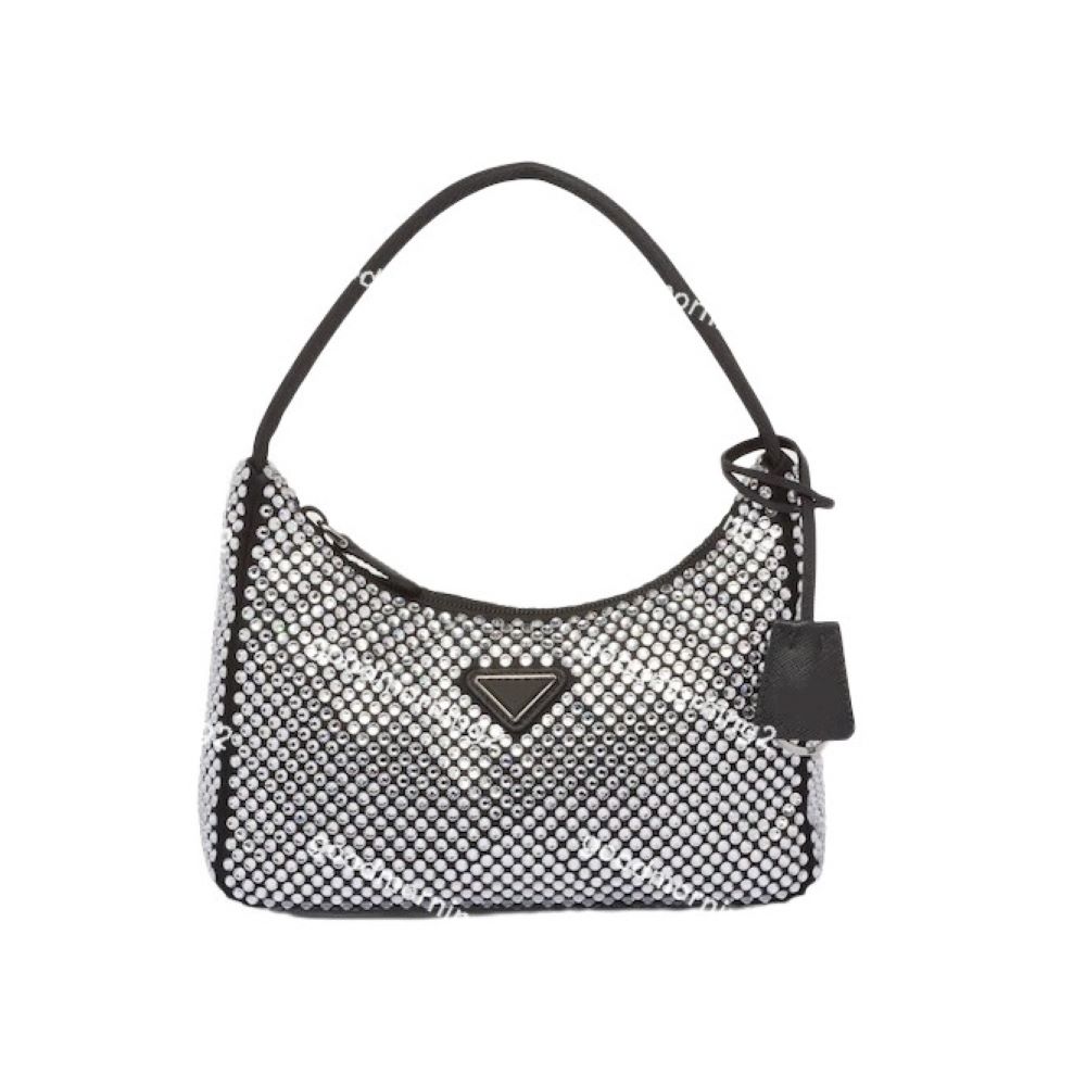 Diamond handbag Canvas Hobo bag designer shoulder bags for women Chest pack fashion Tote chains hand lady presbyopic purse handbags wholesale Diamonds small wallet
Diamond handbag Canvas Hobo bag designer shoulder bags for women Chest pack fashion Tote chains hand lady presbyopic purse handbags wholesale Diamonds small wallet