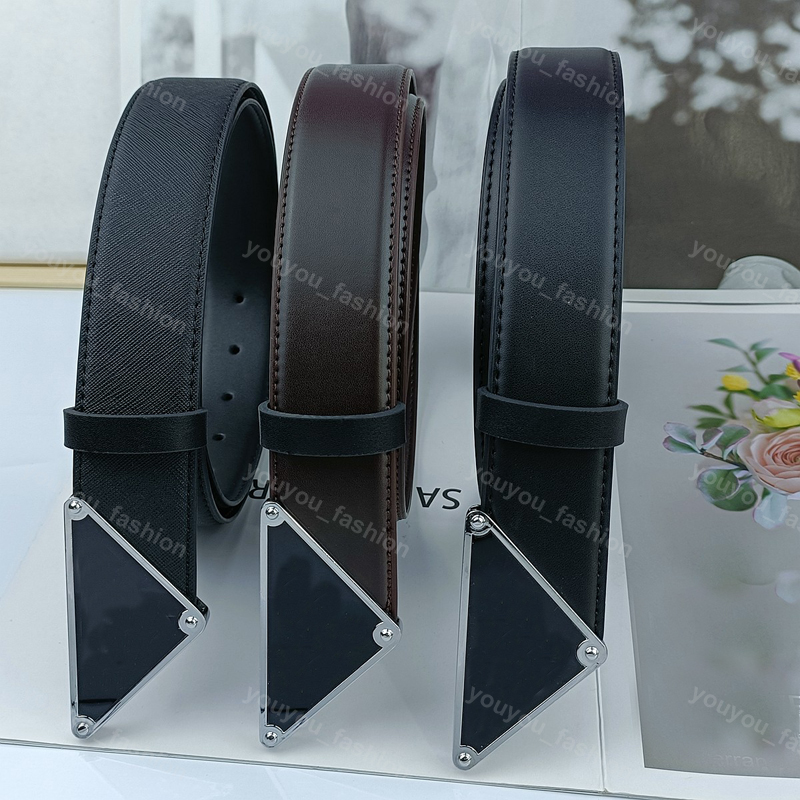 Designer Men Belts Black Buckle P Mens Leather Belt Designers Cintura Waistband Women Girdle Belts 3.8cm Width Cinture, Triangular
Designer Men Belts Black Buckle P Mens Leather Belt Designers Cintura Waistband Women Girdle Belts 3.8cm Width Cinture, Triangular
