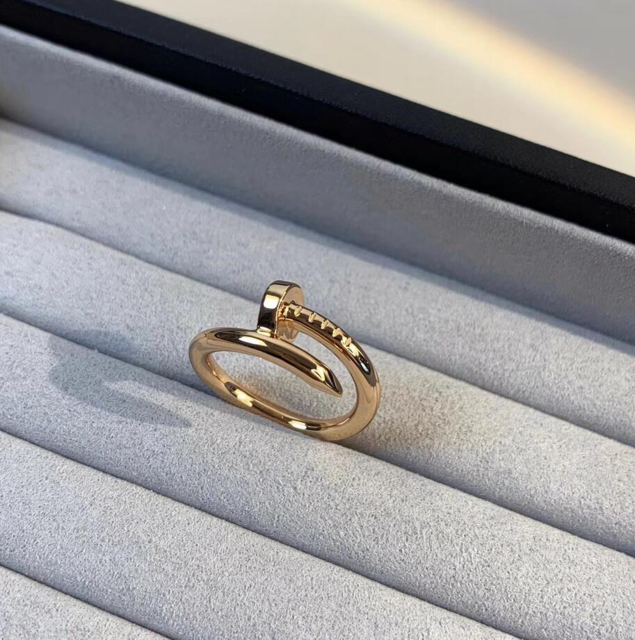 Love Ring Designer Rings For Women/Men Carti Ring Wedding Gold Band Luxury Jewelry Accessories Titanium Steel Gold-Plated Never Fade Not Allergic 2987456
Love Ring Designer Rings For Women/Men Carti Ring Wedding Gold Band Luxury Jewelry Accessories Titanium Steel Gold-Plated Never Fade Not Allergic 2987456