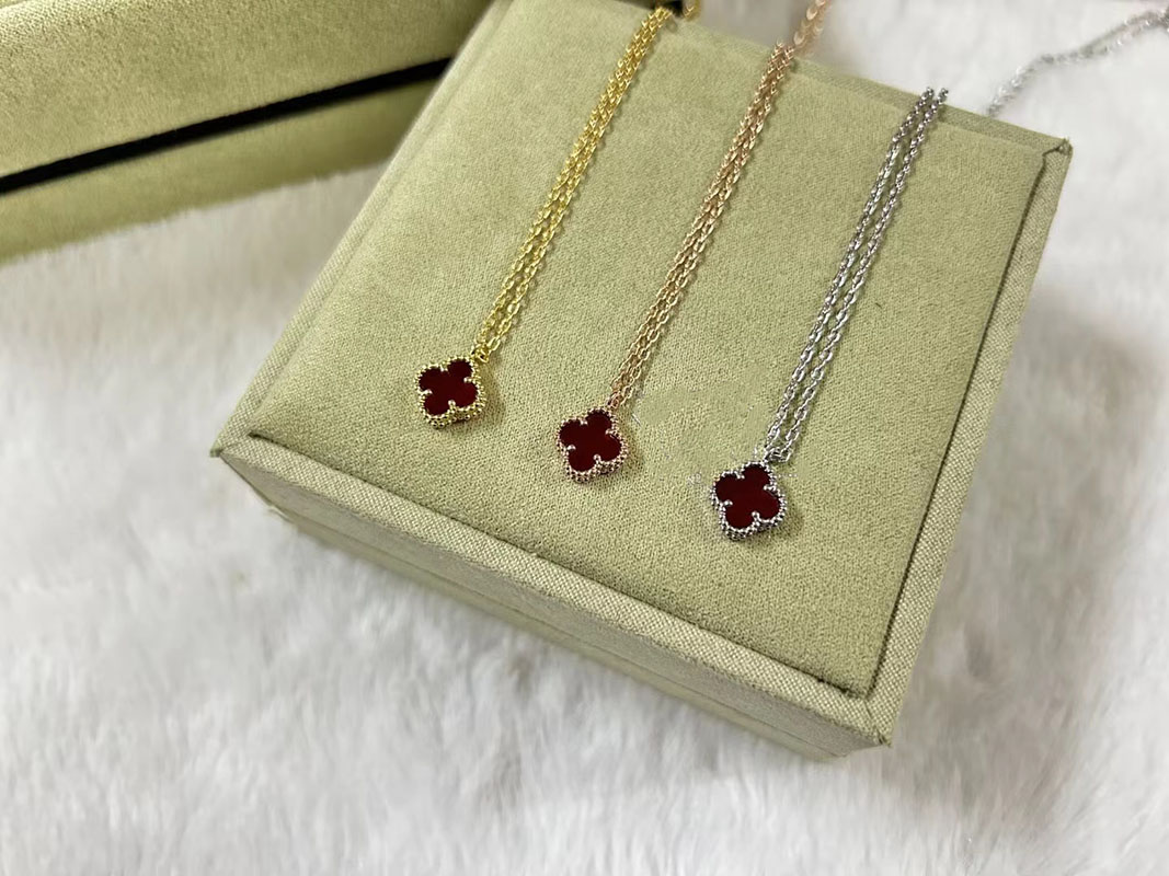 18K gold brand clover designer necklaces with shining crystal diamond OL 4 leaf mother of pearl mini 9mm pendant luxury choker necklace
18K gold brand clover designer necklaces with shining crystal diamond OL 4 leaf mother of pearl mini 9mm pendant luxury choker necklace
