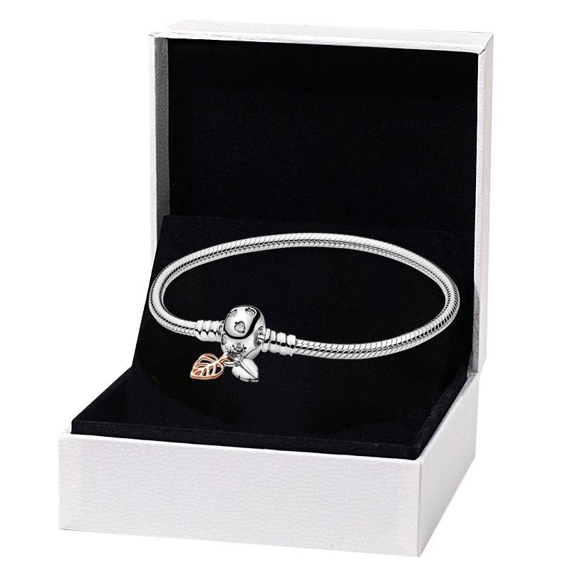 Fallen leaves Clasp Charm Bracelet for Pandora 925 Sterling Silver Snake Chain Bracelets for Women Girlfriend Gift Hand chain designer Jewelry with Original Box
Fallen leaves Clasp Charm Bracelet for Pandora 925 Sterling Silver Snake Chain Bracelets for Women Girlfriend Gift Hand chain designer Jewelry with Original Box