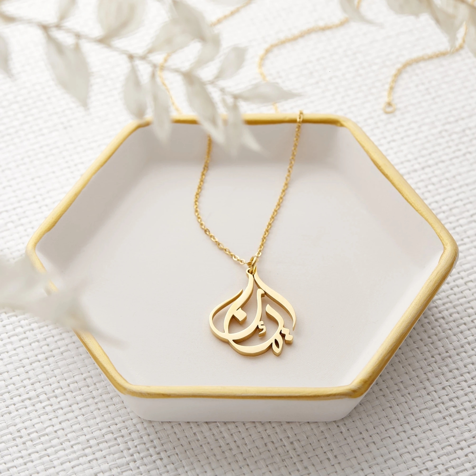 Pendant Necklaces Calligraphy Personalized Name Necklcae for Women Gold Stainless Steel Islamic Arabic Custom Jewelry Birthday Gifts 230321