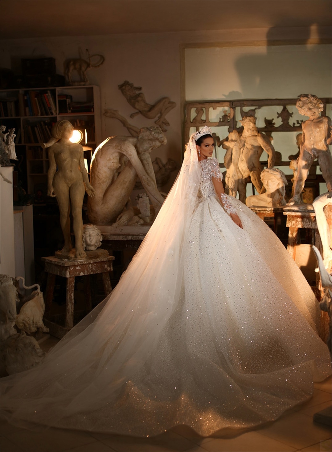 Luxury Ball Gown Wedding Dresses V-neck Transparent 1/2 Sleeves Shining Applicants Sequined High Waist Chapel Gown Custom Made Bridal Gown Vestidos De