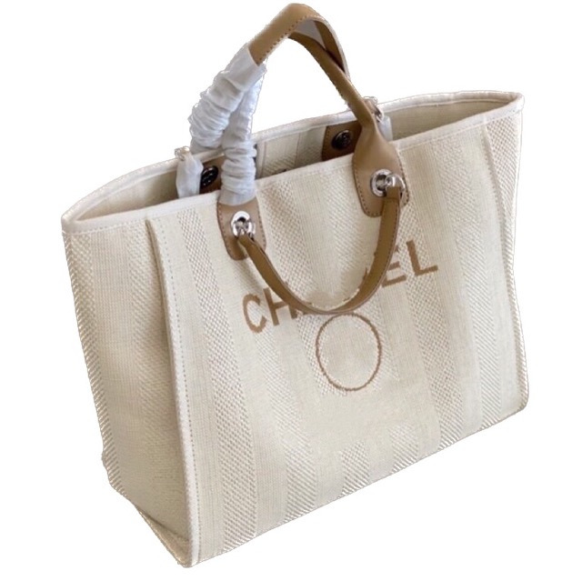2023 9A Women Luxury Handbags Designer Beach Bag Top Quality Fashion Knitting Purse Shoulder Large Tote With Chain Canvas Shopping bag, Blue
2023 9A Women Luxury Handbags Designer Beach Bag Top Quality Fashion Knitting Purse Shoulder Large Tote With Chain Canvas Shopping bag, Blue