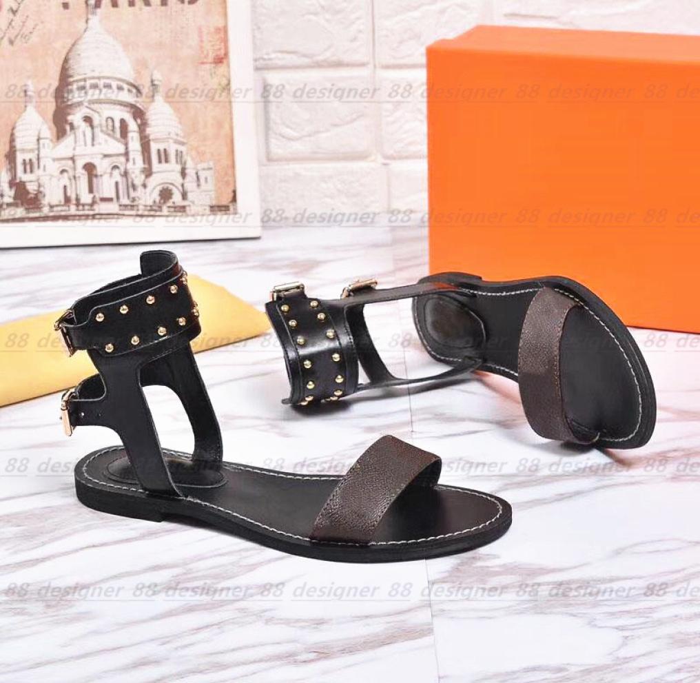 Top quality fashion Womens Luxury designers Sandals Summer heel rivet Flats Sexy Ankle Boots Mens Gladiator slippers Casual Shoes 8219562, Grey
Top quality fashion Womens Luxury designers Sandals Summer heel rivet Flats Sexy Ankle Boots Mens Gladiator slippers Casual Shoes 8219562, Grey