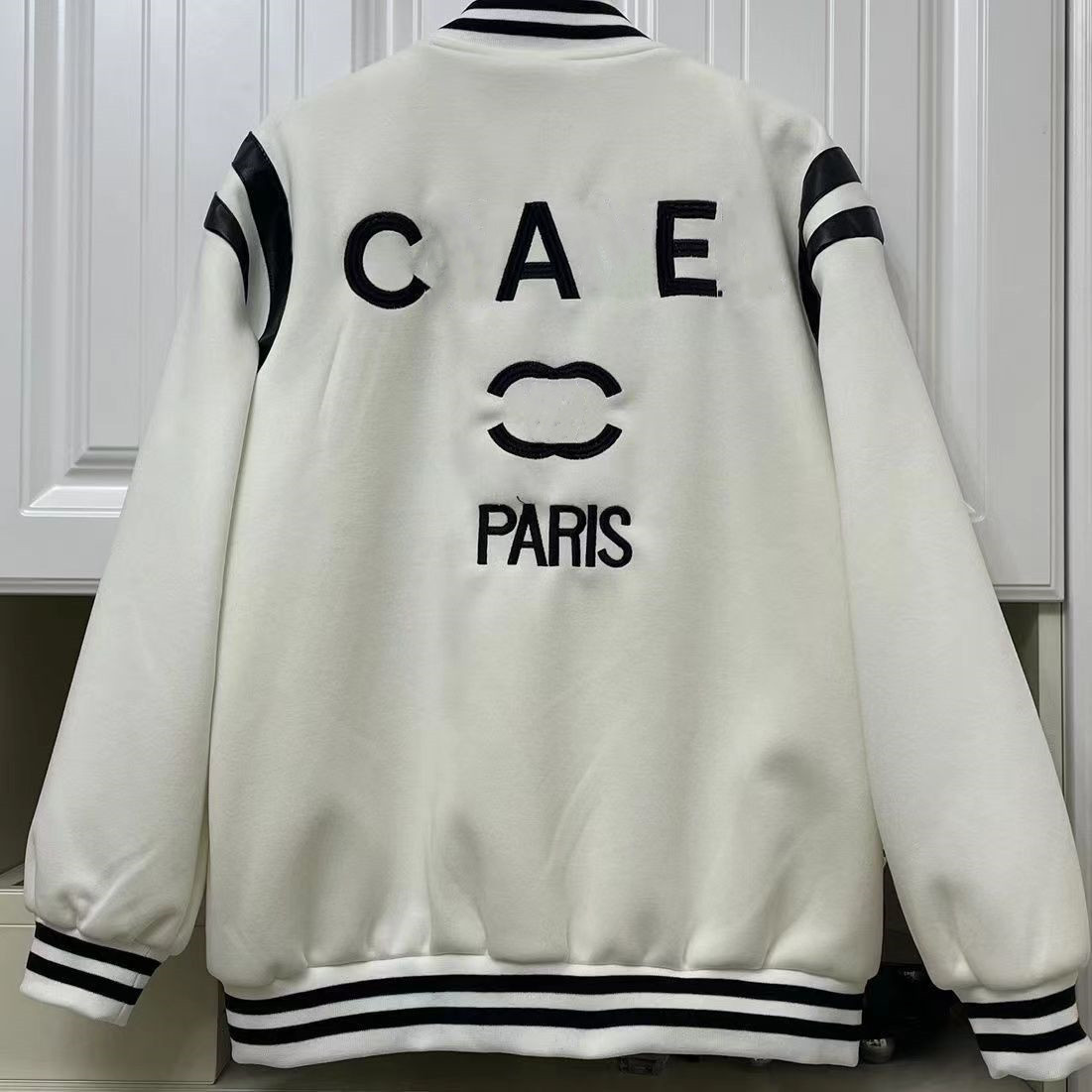 Designer Quality Baseball Fashion European and American High Collar Bomber Jackets QE2A, White
Designer Quality Baseball Fashion European and American High Collar Bomber Jackets QE2A, White