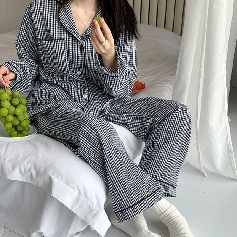Women's Sleepwear Elegant Plaid Pajama Sets Women Simple Single Breasted Ins Homewear Nighty Soft Tender Harajuku Gentle Nightwear Casual 230321