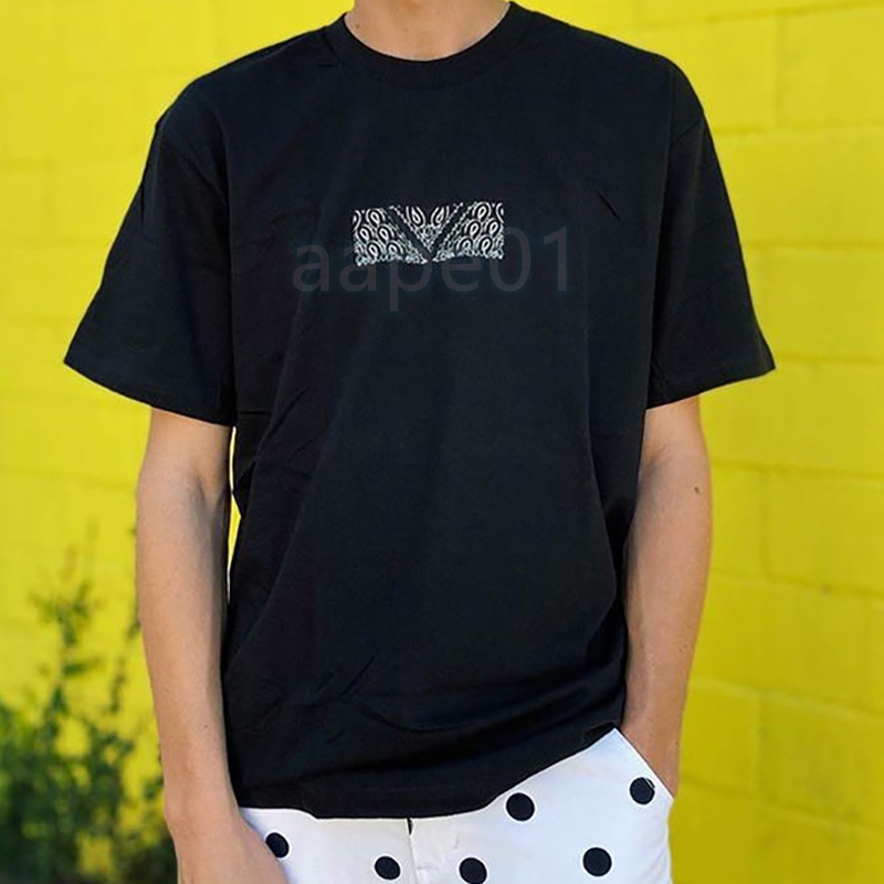 Summer Mens Designer T Shirt Fashion Brands Womens Loose Tees Luxury Couples Street Hip Hop Short Sleeve T shirt 7 Colors Size S-XL, Red
Summer Mens Designer T Shirt Fashion Brands Womens Loose Tees Luxury Couples Street Hip Hop Short Sleeve T shirt 7 Colors Size S-XL, Red