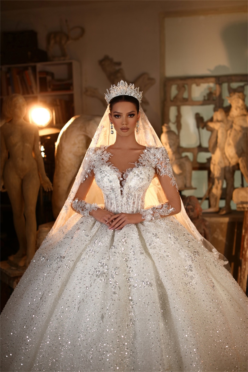 Luxury Ball Gown Wedding Dresses V-neck Transparent 1/2 Sleeves Shining Applicants Sequined High Waist Chapel Gown Custom Made Bridal Gown Vestidos De