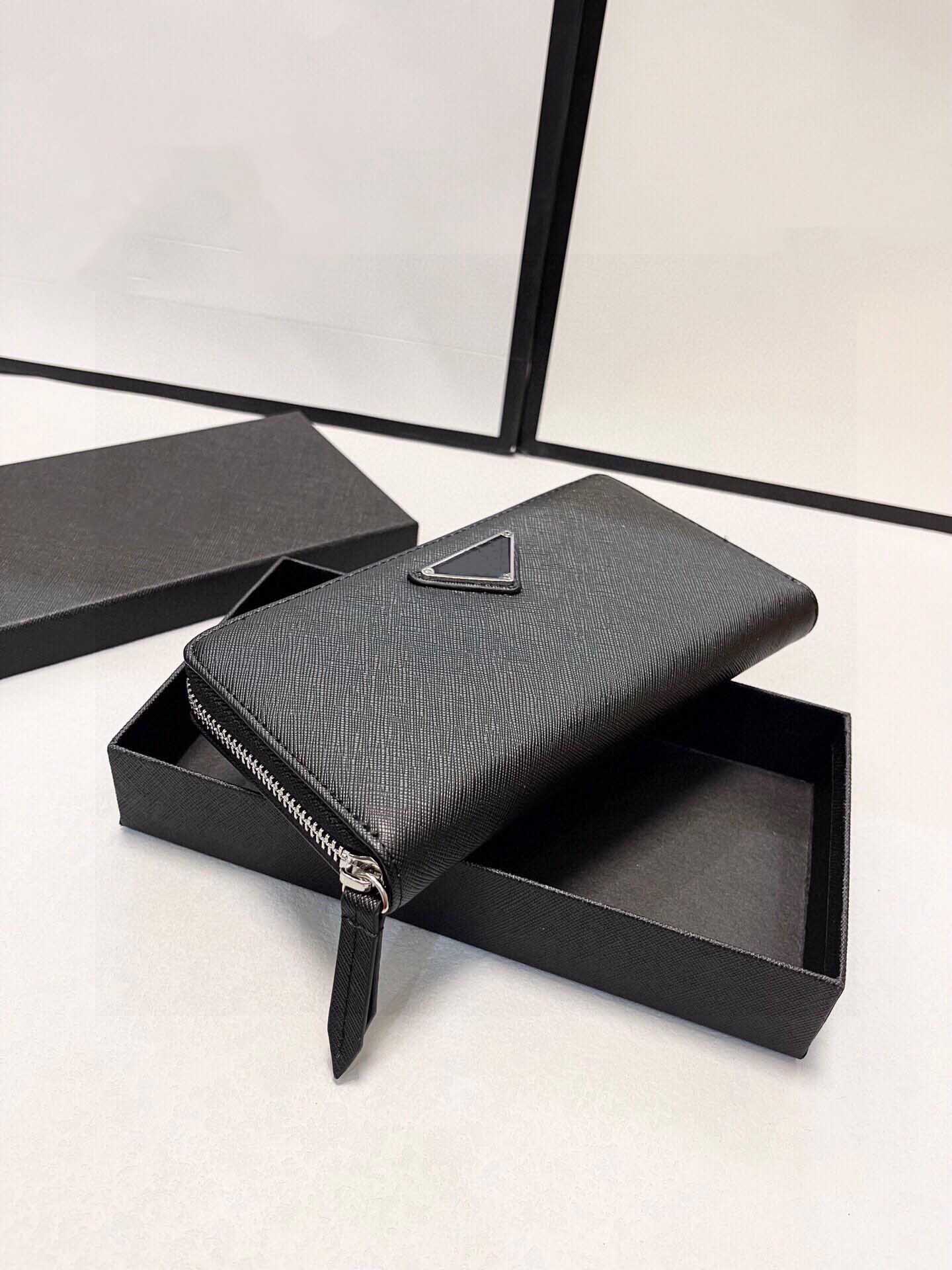 Women Casual Wallets Men 2023 Fashion Purse Designer Bag Credit Card Letter Plain Handbag Long Square Wallet Zipper Standard Wallets No Box