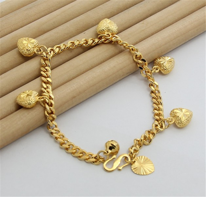 Charm Bracelets Charmhouse Yellow Gold Color GP Bracelets for Women 5 Heart Charm Bracelet Bangles Wristband Wedding Bridal Jewelry Gifts 230320