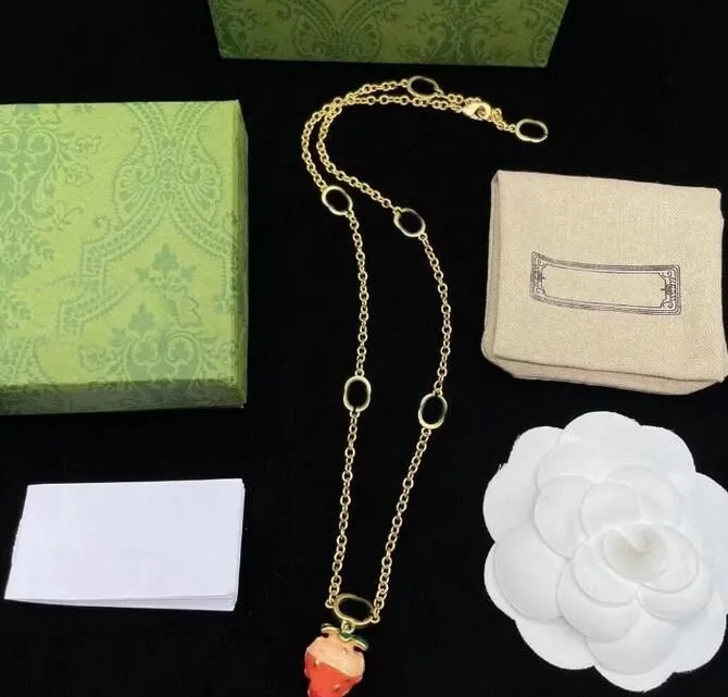 TopsGG Women Designer Earrings Necklace Simple Letter Pendant Luxury Fashion Jewelry Without as Wedding Christmas Gift
TopsGG Women Designer Earrings Necklace Simple Letter Pendant Luxury Fashion Jewelry Without as Wedding Christmas Gift