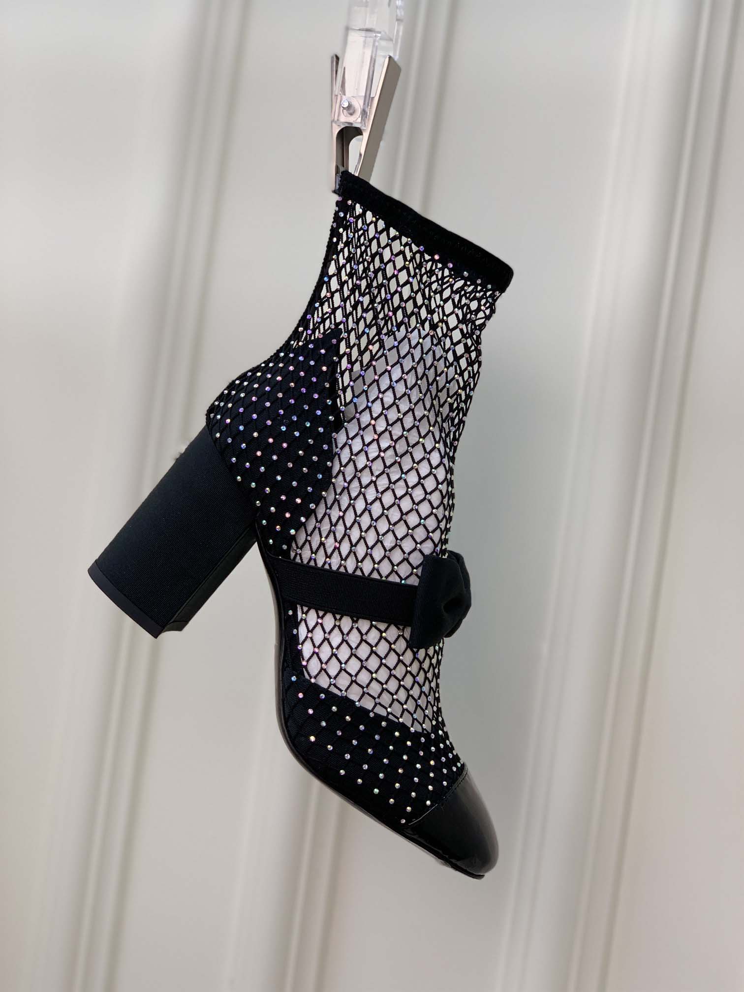 2023Summer New Women's Silk Boots Fashion Mesh Boots Good Quality Special Price Boots Designer Women's Boots, Black
2023Summer New Women's Silk Boots Fashion Mesh Boots Good Quality Special Price Boots Designer Women's Boots, Black