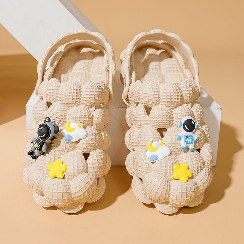 Platform Sandals Buckle Slide Slipper Popular Message Shoes Slippers Close Toes Flip Flops beach shoes Hoem Slipper with lychees summer for Toddler Kids Girls Boys
Platform Sandals Buckle Slide Slipper Popular Message Shoes Slippers Close Toes Flip Flops beach shoes Hoem Slipper with lychees summer for Toddler Kids Girls Boys