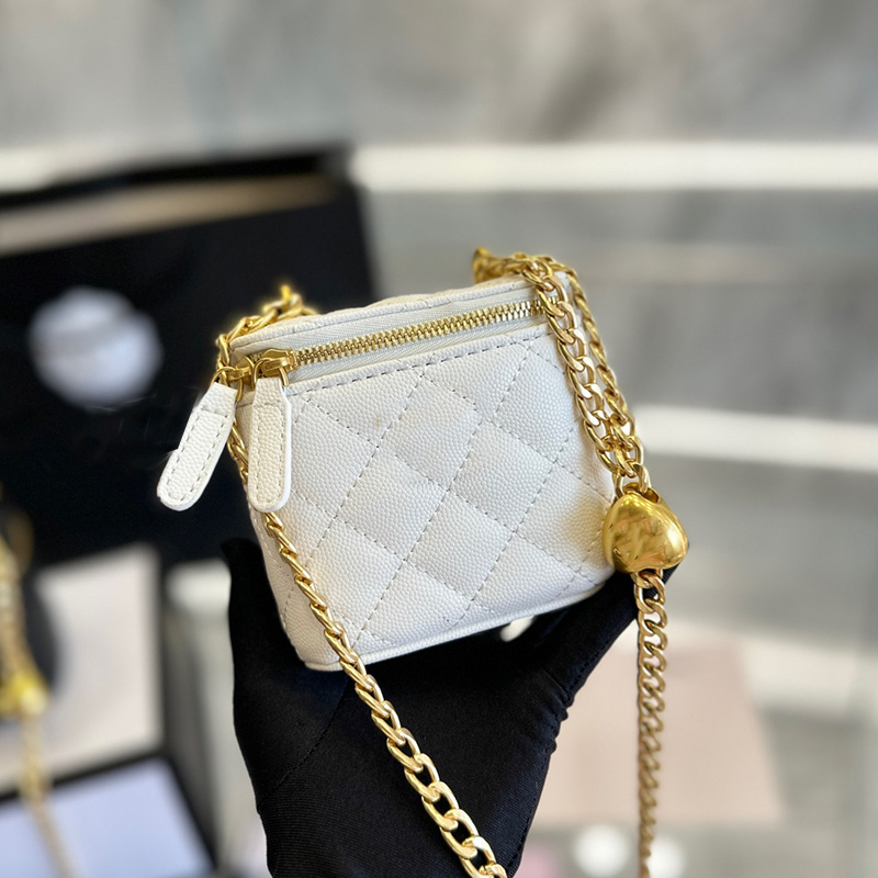 Crush Heart Pearl Love Beads Vanity Box Bags 23P Caviar Leather Calfskin Cosmetic Case Gold Metal Hardware Metal Chain Crossbody Shoulder Handbags IT Bag 11.5CM, Customize
Crush Heart Pearl Love Beads Vanity Box Bags 23P Caviar Leather Calfskin Cosmetic Case Gold Metal Hardware Metal Chain Crossbody Shoulder Handbags IT Bag 11.5CM, Customize