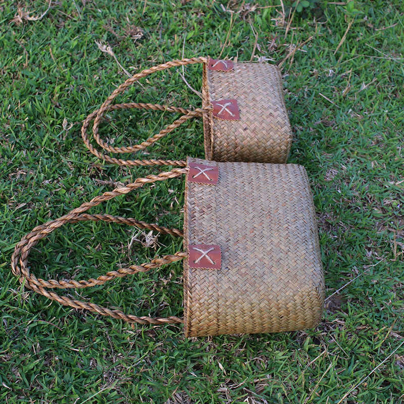 Seagrass woven flower basket Western gift framed flower basket Home storage basket Carrying vegetable basket