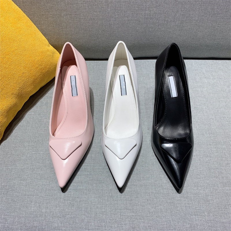 Womens Dress Shoes Ballet Shoes Designer Luxury Pointed Triangle Button Stiletto Heels Single Shoes Strappy Sandals Wedding Party High Heels
Womens Dress Shoes Ballet Shoes Designer Luxury Pointed Triangle Button Stiletto Heels Single Shoes Strappy Sandals Wedding Party High Heels