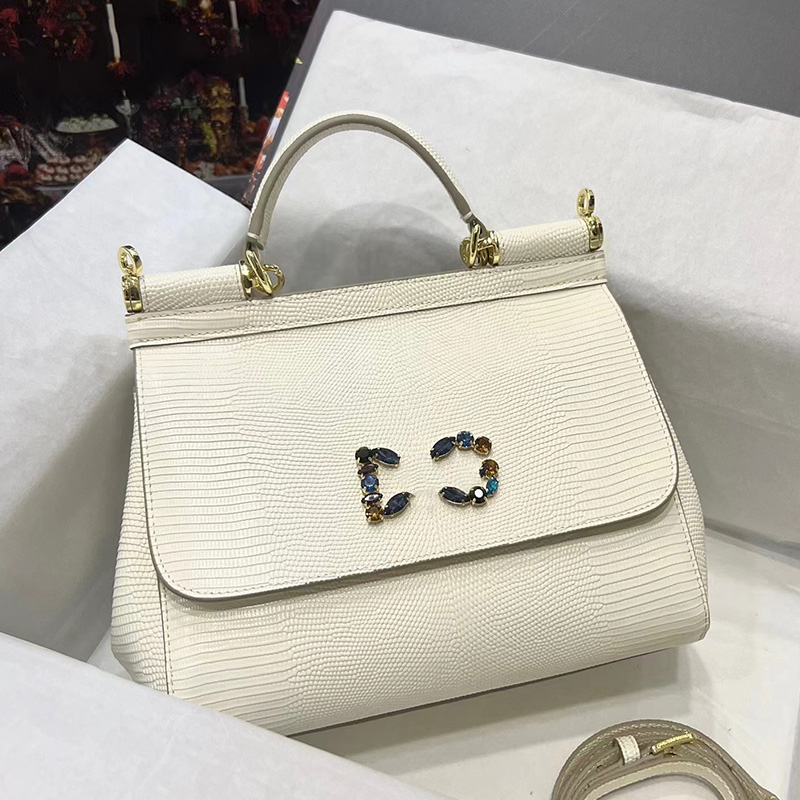 top-level Designer Fashion D Women's Crossbody Bag Versatile Simple G Handbag One Shoulder Imported cow skin lizard pattern Material Large Capacity 20cm 25cm, Red
top-level Designer Fashion D Women's Crossbody Bag Versatile Simple G Handbag One Shoulder Imported cow skin lizard pattern Material Large Capacity 20cm 25cm, Red