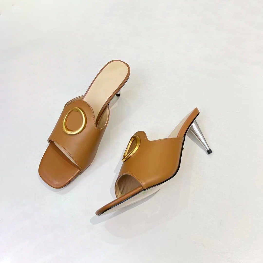 Woman Embroidered Fabric Slides Slippers Multicolor Embroidery Womens Home Flops Casual Sandals, Brown
Woman Embroidered Fabric Slides Slippers Multicolor Embroidery Womens Home Flops Casual Sandals, Brown