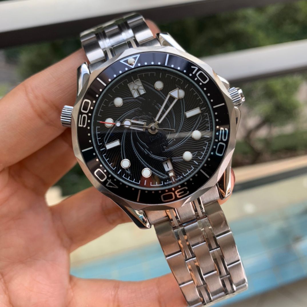 Top Quality AAA watch Mechanical Chronograph Men's Eta 2824 Caliber James Men's 007 Watches, Black
Top Quality AAA watch Mechanical Chronograph Men's Eta 2824 Caliber James Men's 007 Watches, Black