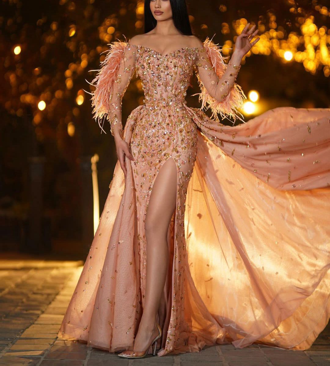 Sparkly Mermaid Prom Dresses Long Sleeves V Neck Appliques Sequins Dias or Length Beaded Side Slit Lace Train Evening Dress Bridal Gowns Plus Size Cus