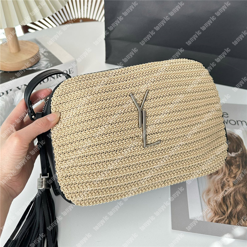Womens Designer Cross Body Bag Luxury Straw Bag Tassel Classic Silver Gold Buckle Mens Crossbody Bags Summer Grass Fashion Camera Handbags, Y1
Womens Designer Cross Body Bag Luxury Straw Bag Tassel Classic Silver Gold Buckle Mens Crossbody Bags Summer Grass Fashion Camera Handbags, Y1