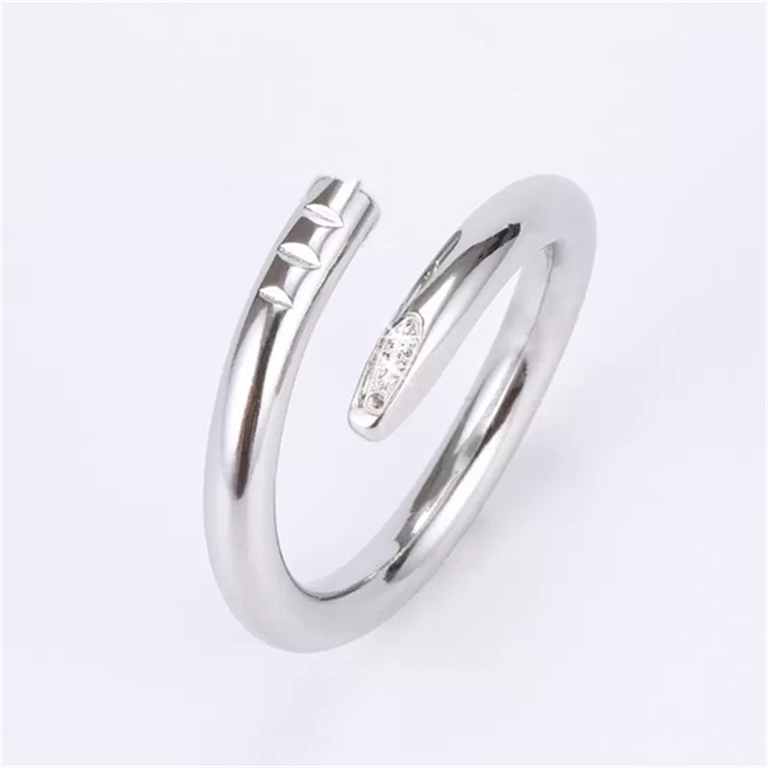 Gold Engagement Rings Carti Designer Jewelry Woman Man Love Band Ring Stones Design Screw Couple Lover Silver Gold Rings Wiht Diamond Wedding Gift
Gold Engagement Rings Carti Designer Jewelry Woman Man Love Band Ring Stones Design Screw Couple Lover Silver Gold Rings Wiht Diamond Wedding Gift