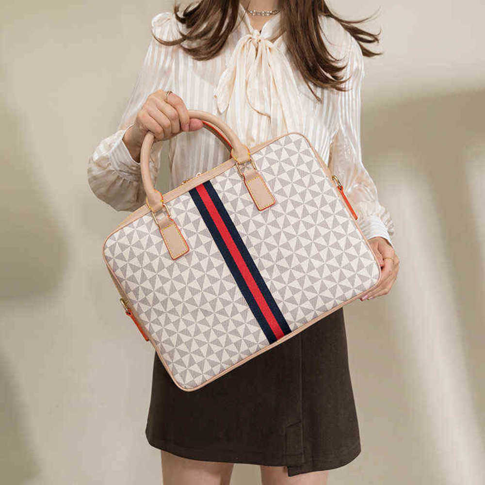 Luxury Brand Laptop Bags Business Men Briefcase Men Handbags Business Women Bags Shoulder Bags 220505, White
Luxury Brand Laptop Bags Business Men Briefcase Men Handbags Business Women Bags Shoulder Bags 220505, White