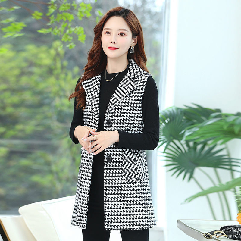 Women's Vests Autumn Winter Plaid Woolen Vest Jacket Women's Clothing Suit Collar Mid-Long Sleeveless Jacket Waistcoat Female Tops 230322
