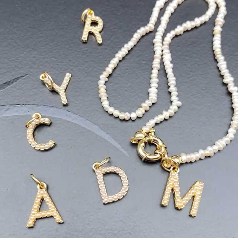 Pendant Necklaces Tiny Irregular Natural Freshwater Pearl Beads Strand Choker Necklace Round Spring Clasp Sailor Buckle And 26 Letter Charms Penda Z03