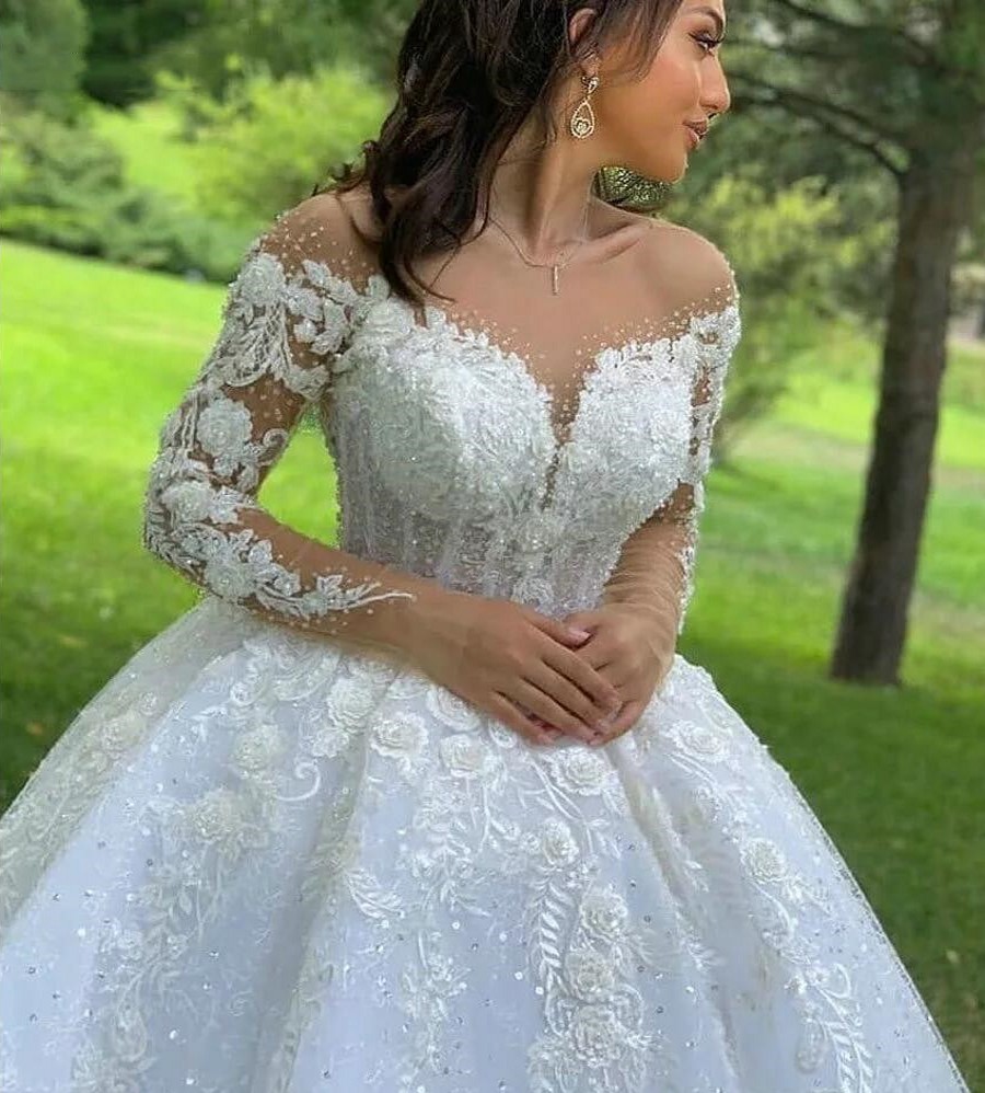 2023 Princess Wedding Dress Ball Gown Illusion O Neck Lace Appliqus Beaded Long Sleeves Bridal Gown vestidos de novia Custom Made Robe De Mariage