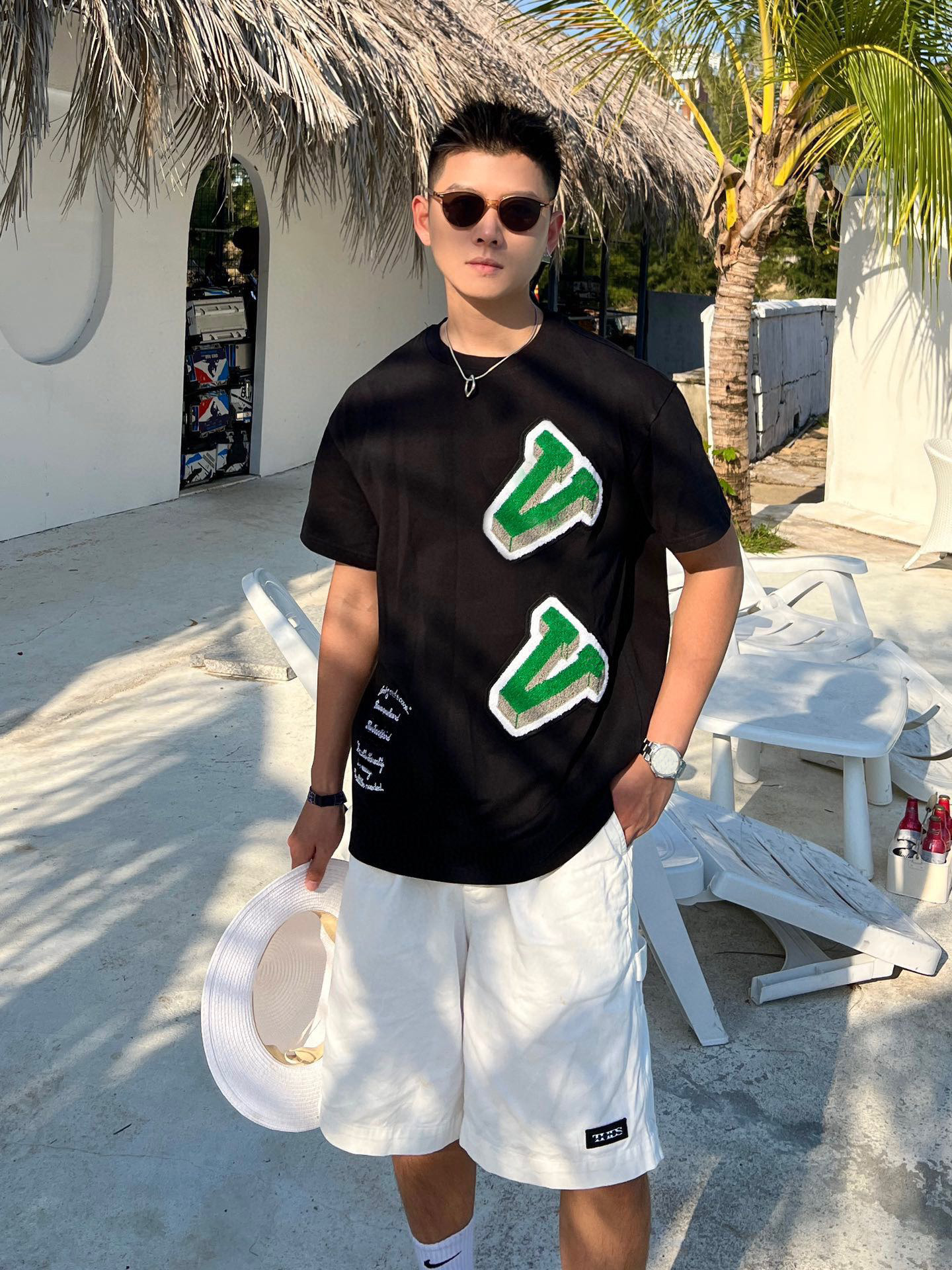 Famous Mens High Quality T Shirt Letter Print Round Neck Short Sleeve Black White Fashion Men Women Tees 2023