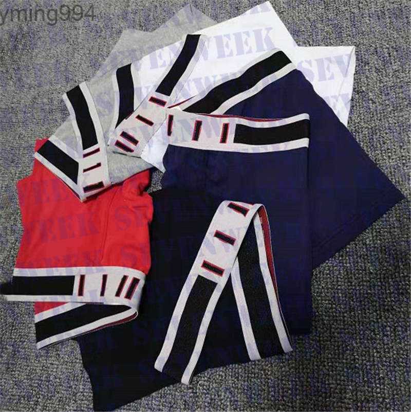 Designer Boxers gg Mens Sexy guccie Briefs Tide Letter Brand Male Underpants Cotton Shorts Men Underwear 9TF3, Black
Designer Boxers gg Mens Sexy guccie Briefs Tide Letter Brand Male Underpants Cotton Shorts Men Underwear 9TF3, Black