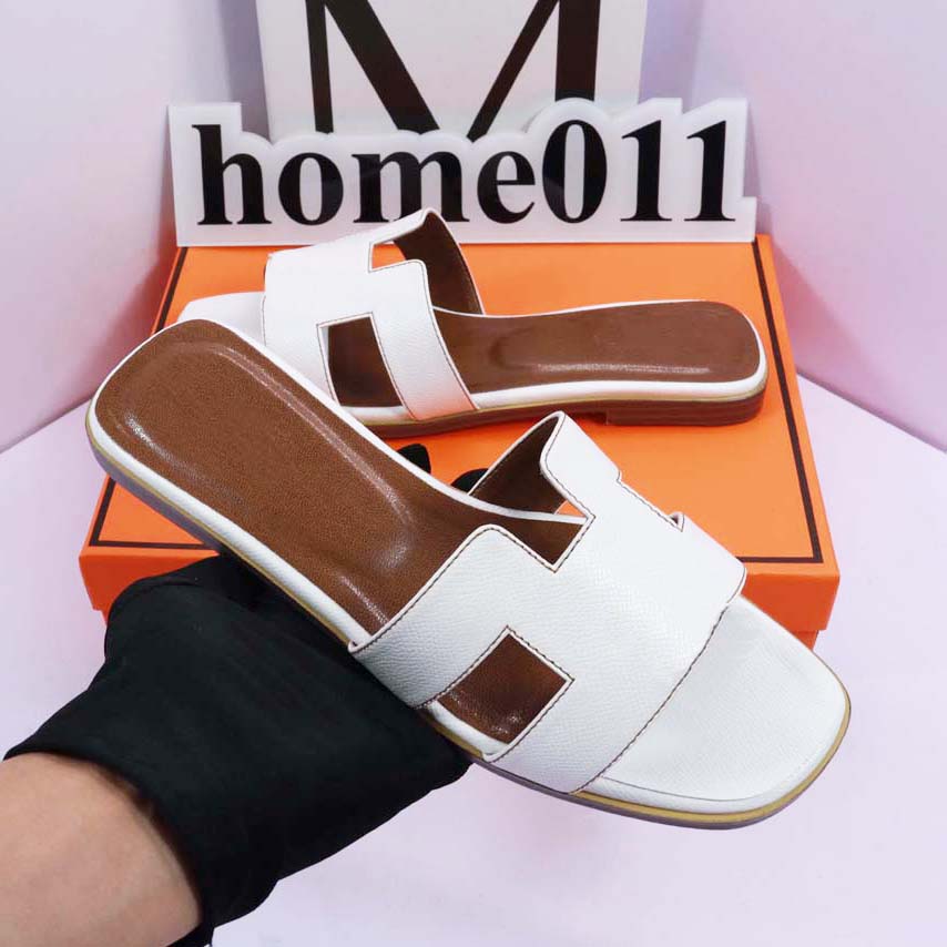 Designer Sandals Summer Flats Slippers Slide Luxury Designer Leather Fashion Beach Shoes H Letter Slippers Lady Metal Belt Buckle Thick Heel Woman Shoes Fast 01, #4
Designer Sandals Summer Flats Slippers Slide Luxury Designer Leather Fashion Beach Shoes H Letter Slippers Lady Metal Belt Buckle Thick Heel Woman Shoes Fast 01, #4