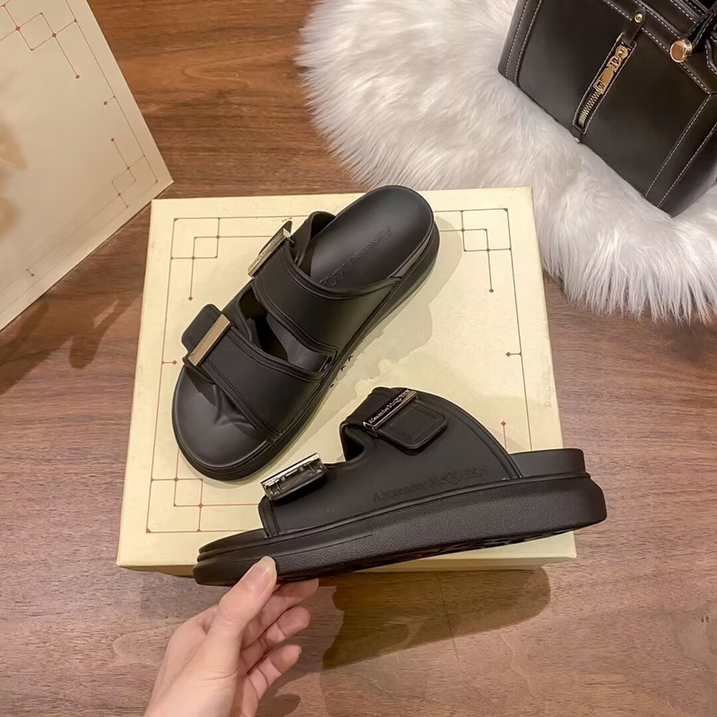 Summer designer Women's Shoes Flat Sandals channel Thick-soled Casual Open Toe Fashion Women Shoe Beach Sandals Comfort Paris, White
Summer designer Women's Shoes Flat Sandals channel Thick-soled Casual Open Toe Fashion Women Shoe Beach Sandals Comfort Paris, White