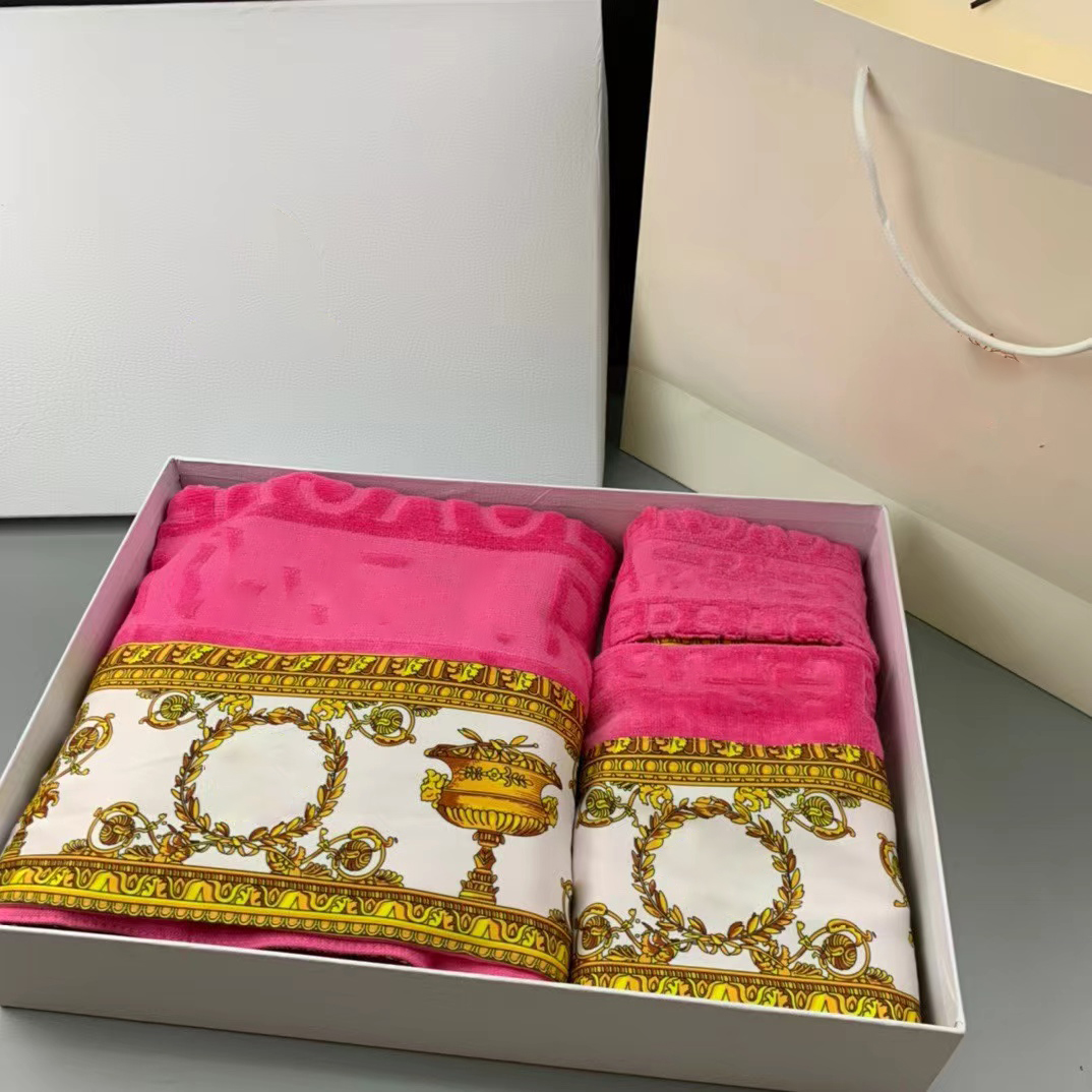 Womens Robe Classic Embroidery Towels Set Designer Practical Towel Adult Towels Bath Towel Soft Cotton Beach Towel 3 Pieces 1 Set
Womens Robe Classic Embroidery Towels Set Designer Practical Towel Adult Towels Bath Towel Soft Cotton Beach Towel 3 Pieces 1 Set