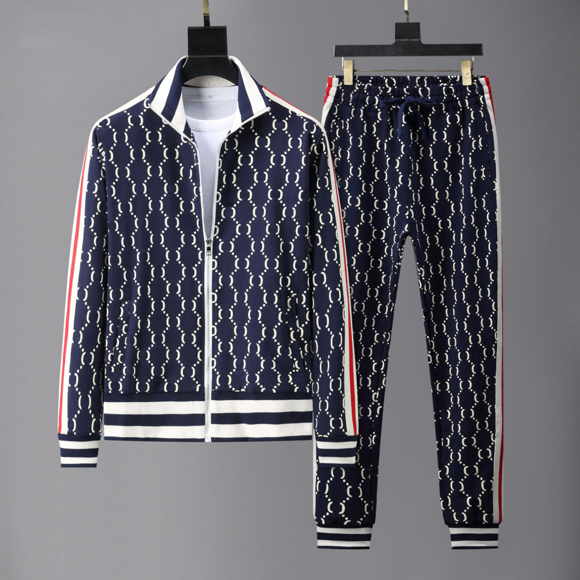 new Men Woemn Tracksuit Jackets Top Version Luxury Unisex Tracksuits With Letters Side Embroidery Tops Pants Casual Jacket Jogger Suits Sport Suit Asian Size M-3XL
new Men Woemn Tracksuit Jackets Top Version Luxury Unisex Tracksuits With Letters Side Embroidery Tops Pants Casual Jacket Jogger Suits Sport Suit Asian Size M-3XL