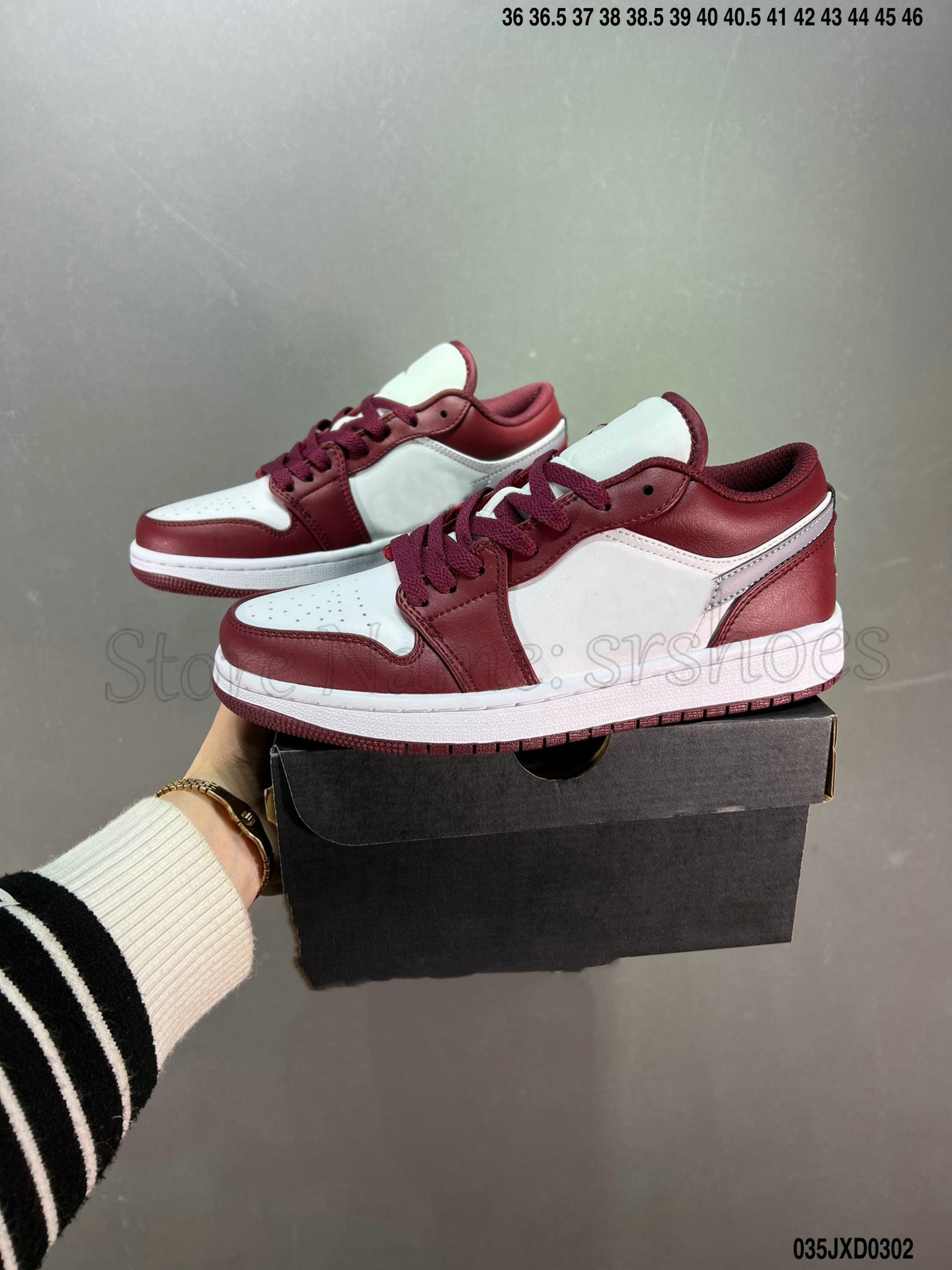 Outdoor Jumpman hoka 1 low Casual sports shoe 1s Tie-Dye Men and Women Basketball Shoes cactus jack essentail sneakers, As photo shows
Outdoor Jumpman hoka 1 low Casual sports shoe 1s Tie-Dye Men and Women Basketball Shoes cactus jack essentail sneakers, As photo shows