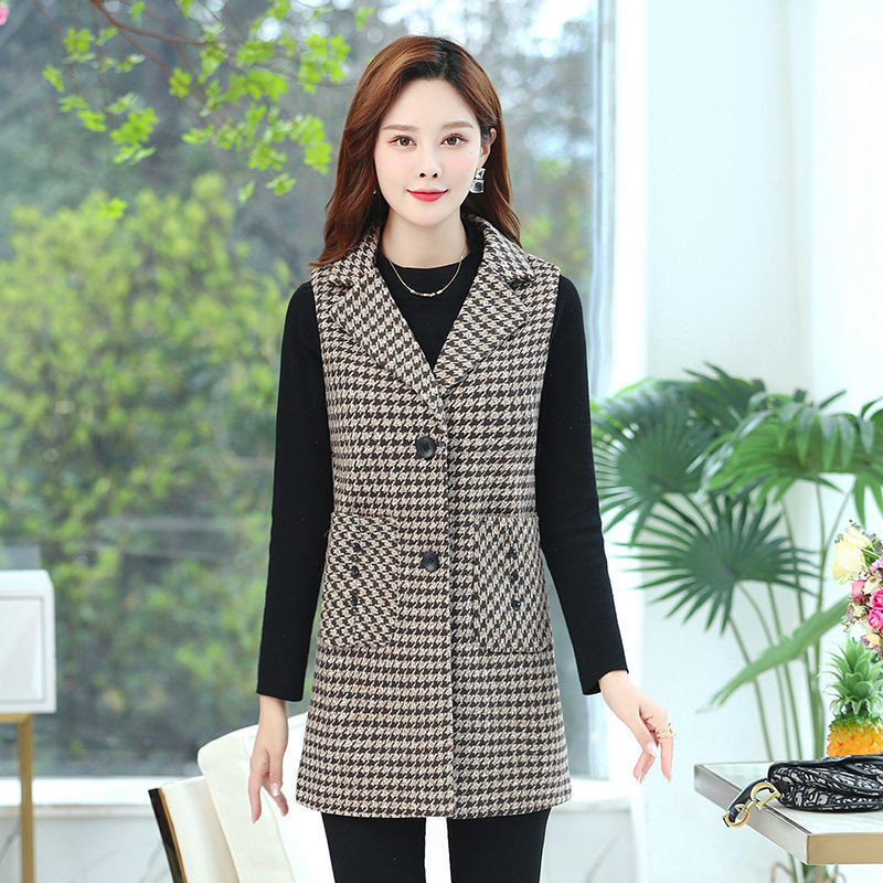 Women's Vests Autumn Winter Plaid Woolen Vest Jacket Women's Clothing Suit Collar Mid-Long Sleeveless Jacket Waistcoat Female Tops 230322
