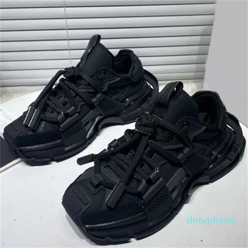 New Mens Daddy shoes sneakers 2023 fashion trend atmospheric designer brand sneaker classic pure black non-slip TPU outsole outdoor street letter laces high, Freight compensation
New Mens Daddy shoes sneakers 2023 fashion trend atmospheric designer brand sneaker classic pure black non-slip TPU outsole outdoor street letter laces high, Freight compensation