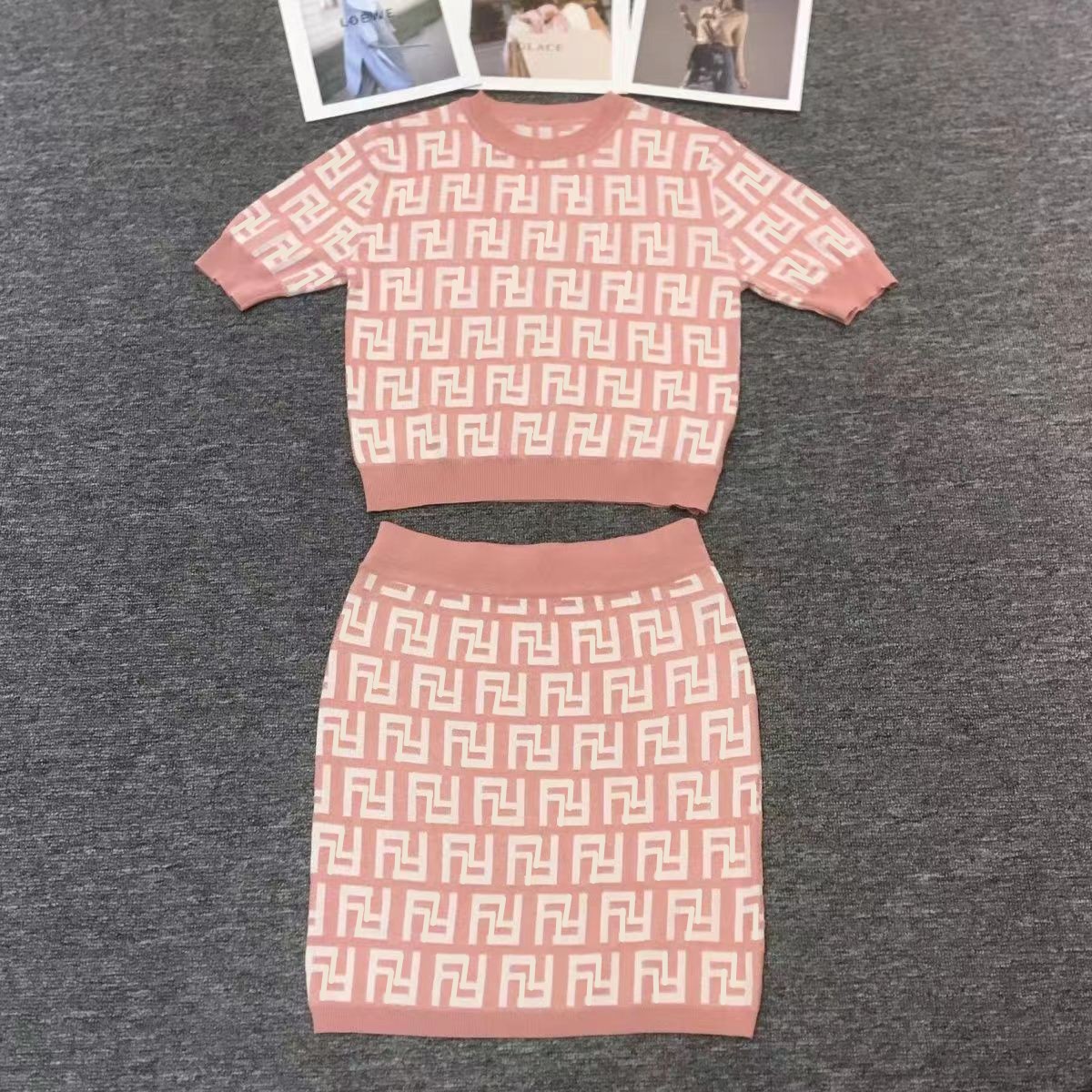 Women's Tracksuits Pants Stacked Sweatpants Tracksuits Sports Casual Drawstring Trousers Ladies Fashion Designer Clothes
Women's Tracksuits Pants Stacked Sweatpants Tracksuits Sports Casual Drawstring Trousers Ladies Fashion Designer Clothes