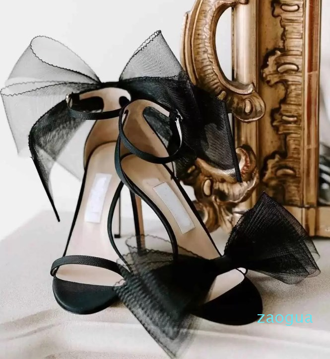 With Box Bridal Wedding Luxury Averly Sandals Shoes Pointed Toe Bow Pumps Women High Heels Aveline Ankle Strap Dress Walking EU35-43
With Box Bridal Wedding Luxury Averly Sandals Shoes Pointed Toe Bow Pumps Women High Heels Aveline Ankle Strap Dress Walking EU35-43