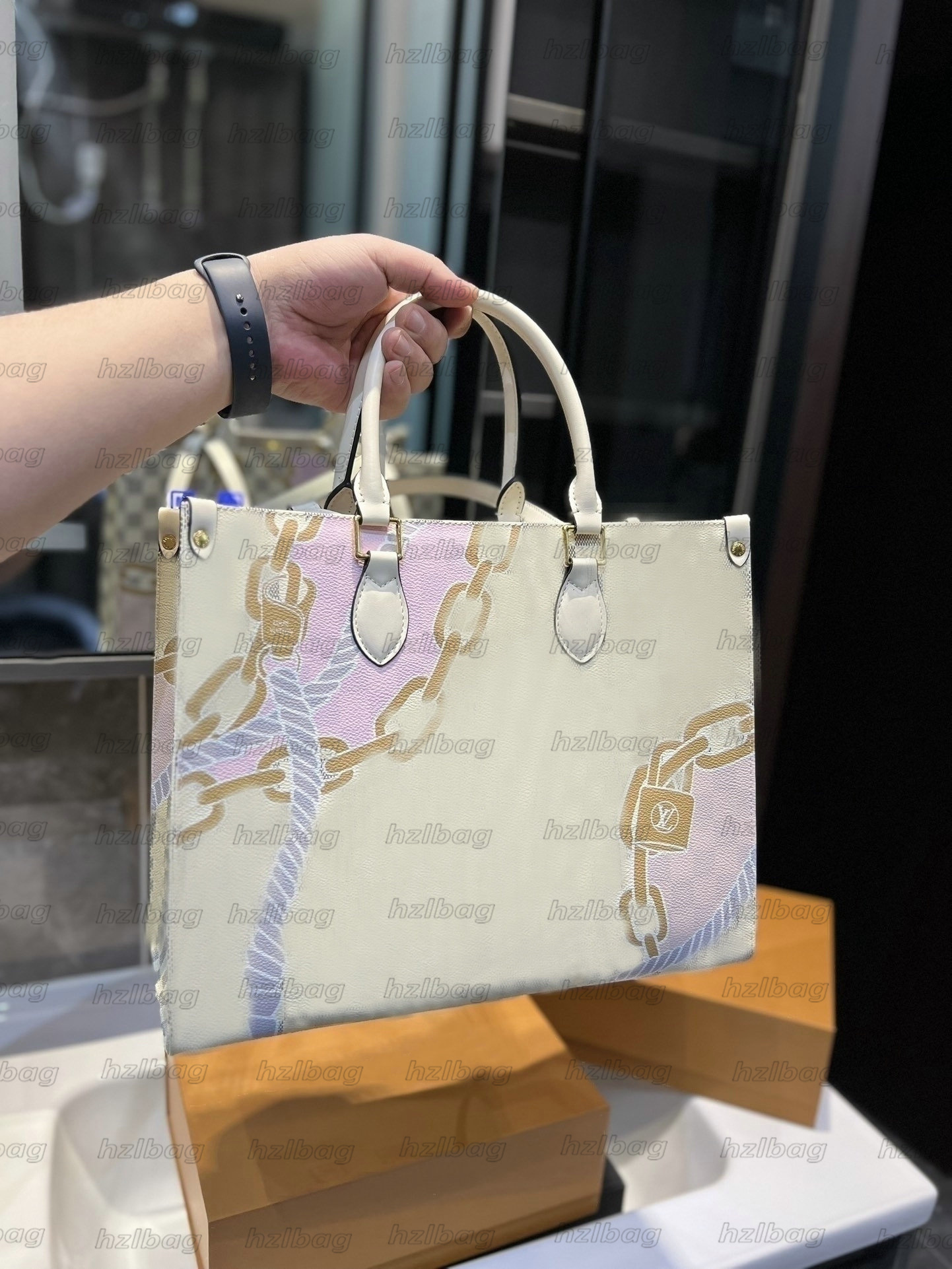 OnTheGo Bicolour Bags Designer Handbag Womens Luxurys Tote Designers Shouder Bag Monograms CrossBody Big Shopping Bags, Color 01
OnTheGo Bicolour Bags Designer Handbag Womens Luxurys Tote Designers Shouder Bag Monograms CrossBody Big Shopping Bags, Color 01