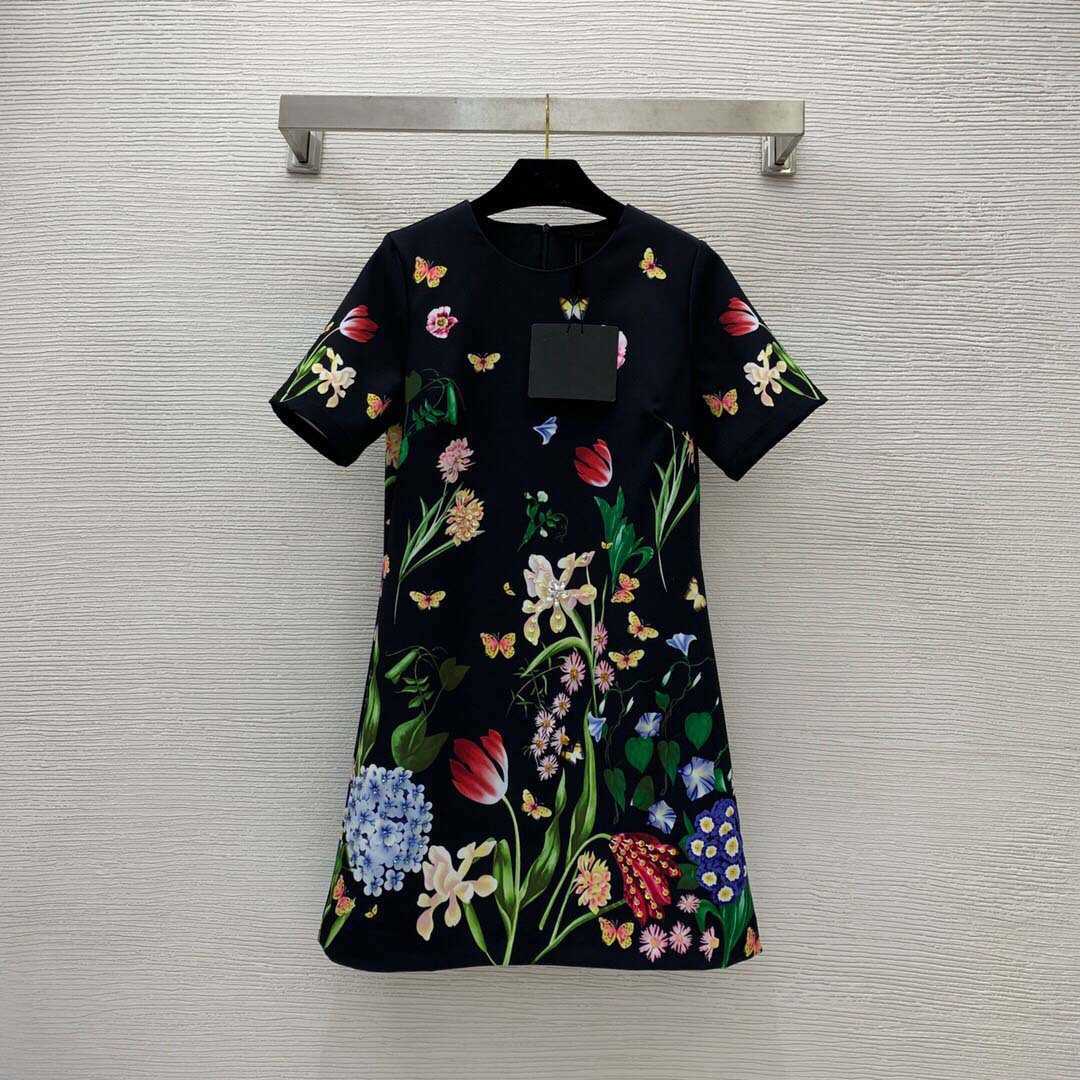 Fashion Designer Shirt Dress Long Loose Thin Beaded Flower Animal Butterfly Printing A-line Round Neck Short Sleeve One Piece Dress Shirt Brand Logo Clothes, Graph color
Fashion Designer Shirt Dress Long Loose Thin Beaded Flower Animal Butterfly Printing A-line Round Neck Short Sleeve One Piece Dress Shirt Brand Logo Clothes, Graph color