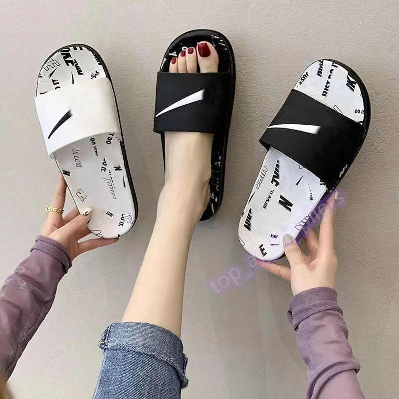 Designer Slipper Mens Womens Victori One Slides Fashion Summer Beach Sandals Rubber Slippers Brand Slide Men White Black Printing Ladies Outdoor Casual Slide, Color 17
Designer Slipper Mens Womens Victori One Slides Fashion Summer Beach Sandals Rubber Slippers Brand Slide Men White Black Printing Ladies Outdoor Casual Slide, Color 17