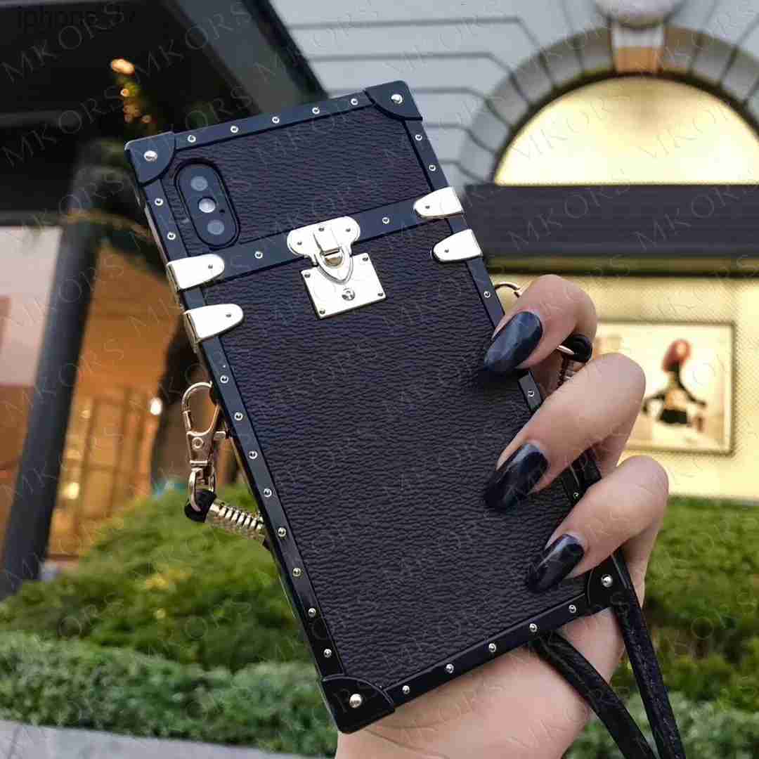 Retro Print Letter Phone Cases for iPhone 14 14pro 13 Mini 13pro 12 12pro 11 PRO X XS MAX XR 7 7plus 8 8plus 6 6s Plus 11PRO TPU PU Leather, #4 red flower
Retro Print Letter Phone Cases for iPhone 14 14pro 13 Mini 13pro 12 12pro 11 PRO X XS MAX XR 7 7plus 8 8plus 6 6s Plus 11PRO TPU PU Leather, #4 red flower