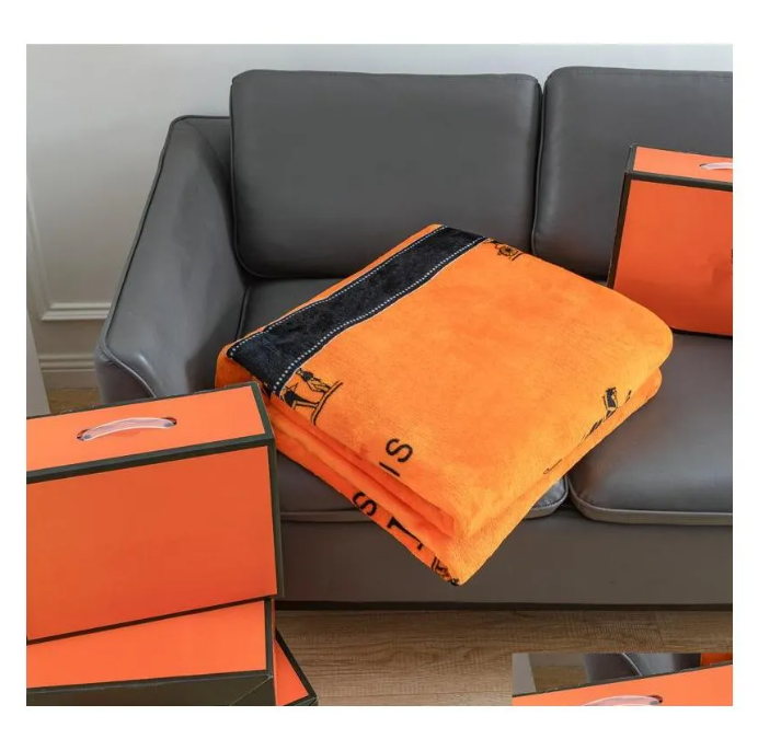 Blankets Designer Blanket Soft Home Office Nap Air Conditioning Sofa Decoration Travel Car Throw High Grade Business Gift
Blankets Designer Blanket Soft Home Office Nap Air Conditioning Sofa Decoration Travel Car Throw High Grade Business Gift