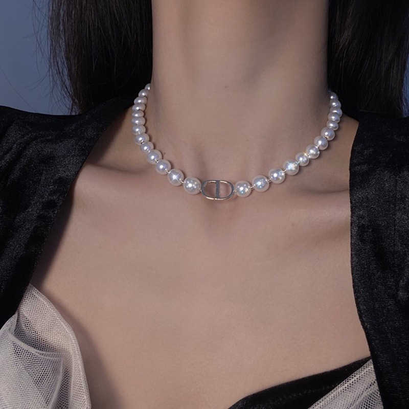Pendant Necklaces Strands Strings Pearl necklace female ins cold wind neck light luxury small design 2023 cd collarbone chain
Pendant Necklaces Strands Strings Pearl necklace female ins cold wind neck light luxury small design 2023 cd collarbone chain