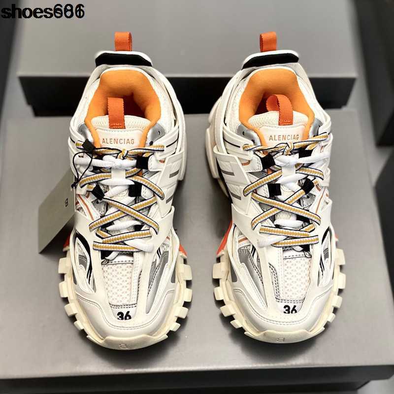 balencigas third generation high version daddy shoes 3.0 thick soled sports and leisure shoes thick soled breathable men and women's fashion, Pure white
balencigas third generation high version daddy shoes 3.0 thick soled sports and leisure shoes thick soled breathable men and women's fashion, Pure white