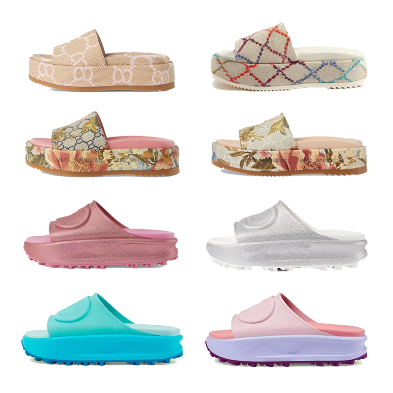 Summer Sandles For Women Designer Slipper Fashion Platform Sandals Embroidered Canvas Sandals Macaron Thick Sole Beach Shoes, 7#
Summer Sandles For Women Designer Slipper Fashion Platform Sandals Embroidered Canvas Sandals Macaron Thick Sole Beach Shoes, 7#